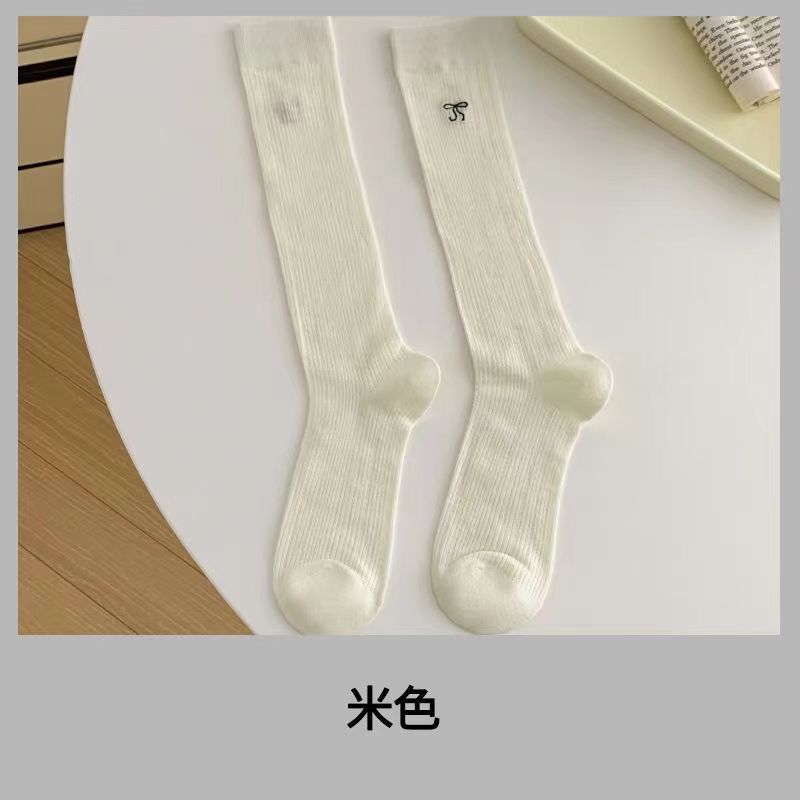 Ballet Women's Calf Thin Korean Style Mesh Breathable Embroidered Bow Summer Mid-Length Socks_voghion.com