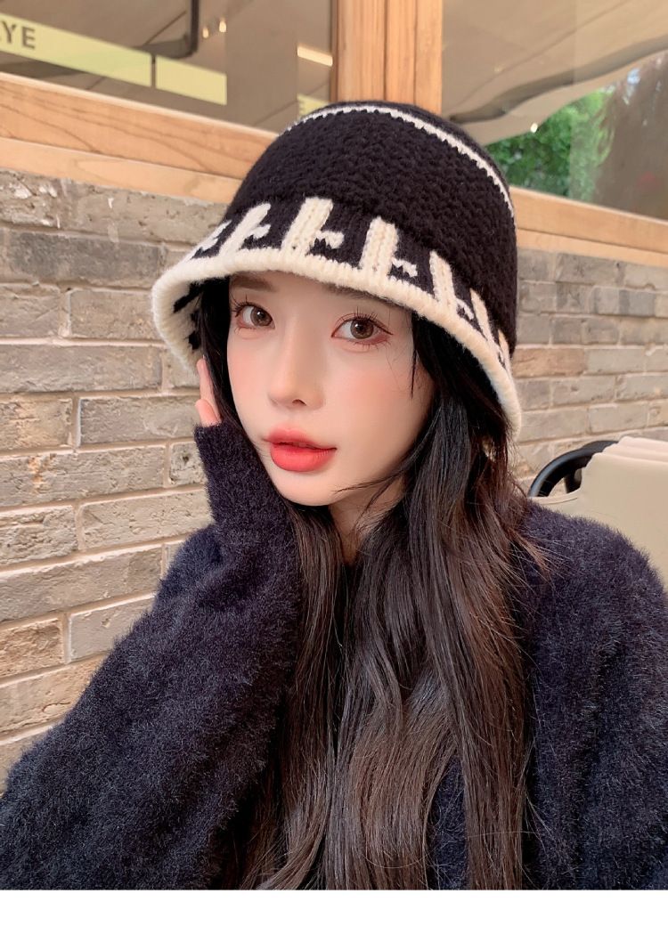 2025 New Korean Style Color Block Fisherman For Women, Autumn And Winter Ear Protection, Warm, Simple, Versatile, Face_voghion.com