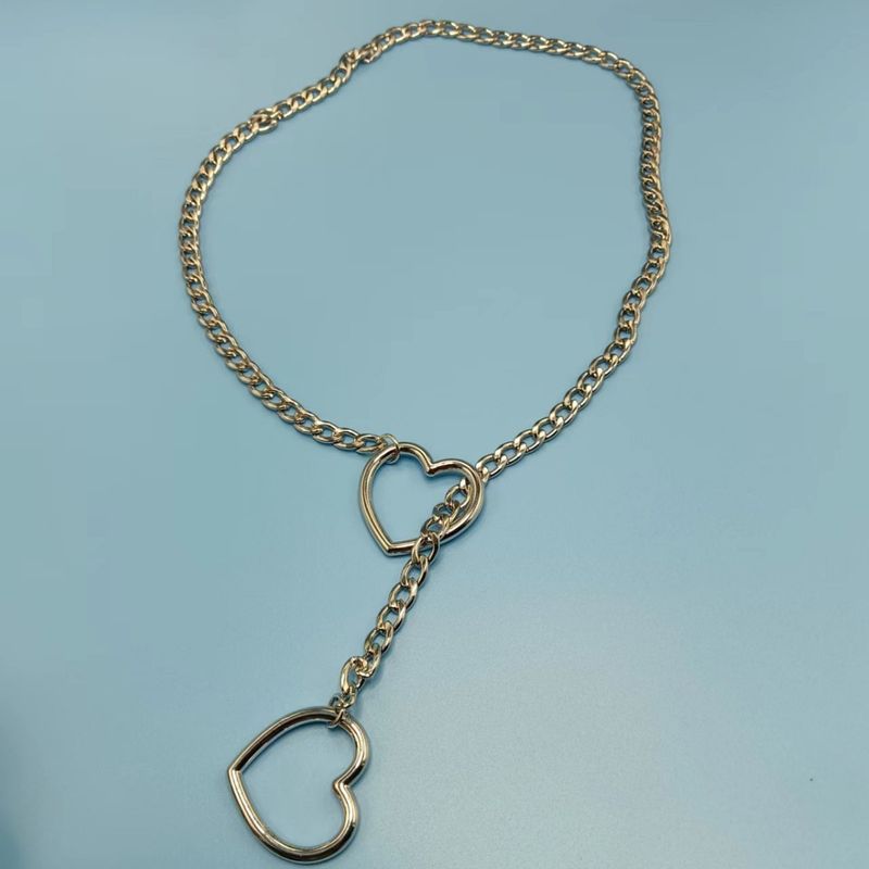 Collier tendance 2024 en forme de cœur, style punk rock cubain, chaîne longue pour femmes_voghion.com