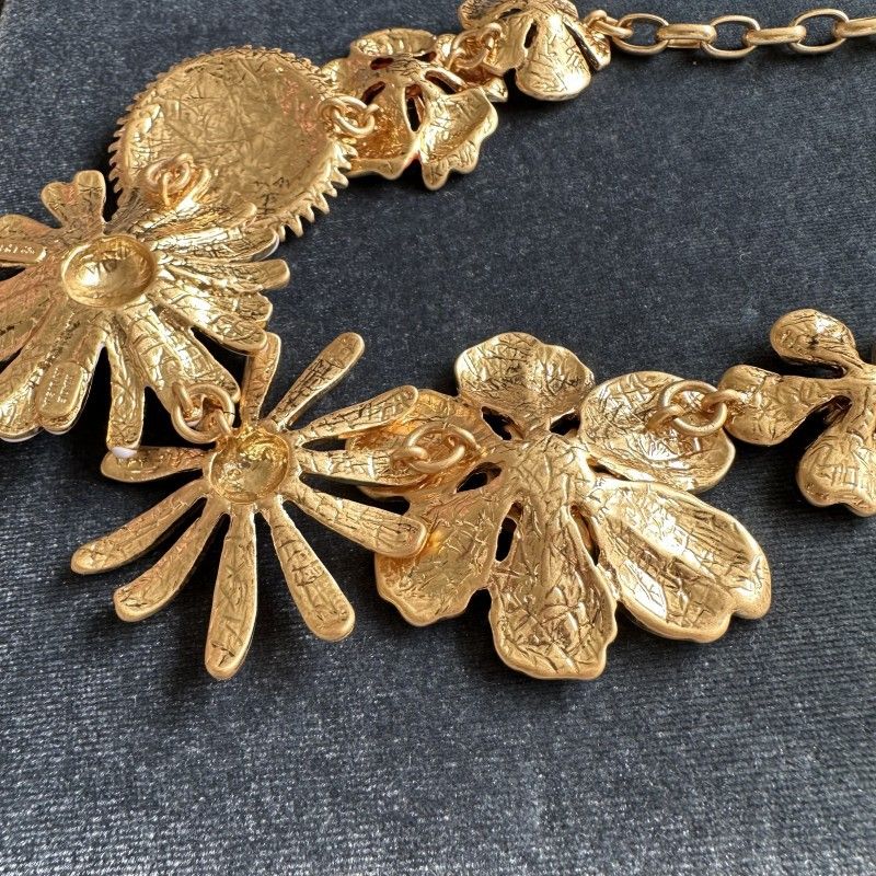 OS Fashion Kua Zhang Retro Grande Colore Opaco Dipinto a Mano Smalto Smalto Grande Margherita Fiore Collana Gioielli da Banchetto_voghion.com