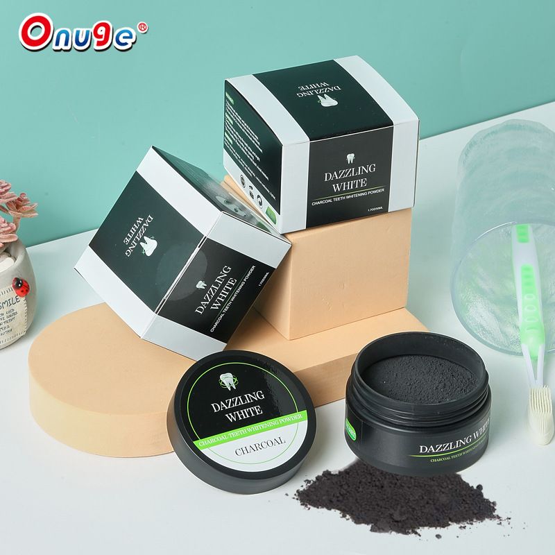Polvere sbiancante per denti nera Onojie con carbone di bambù attivo e guscio di cocco_voghion.com