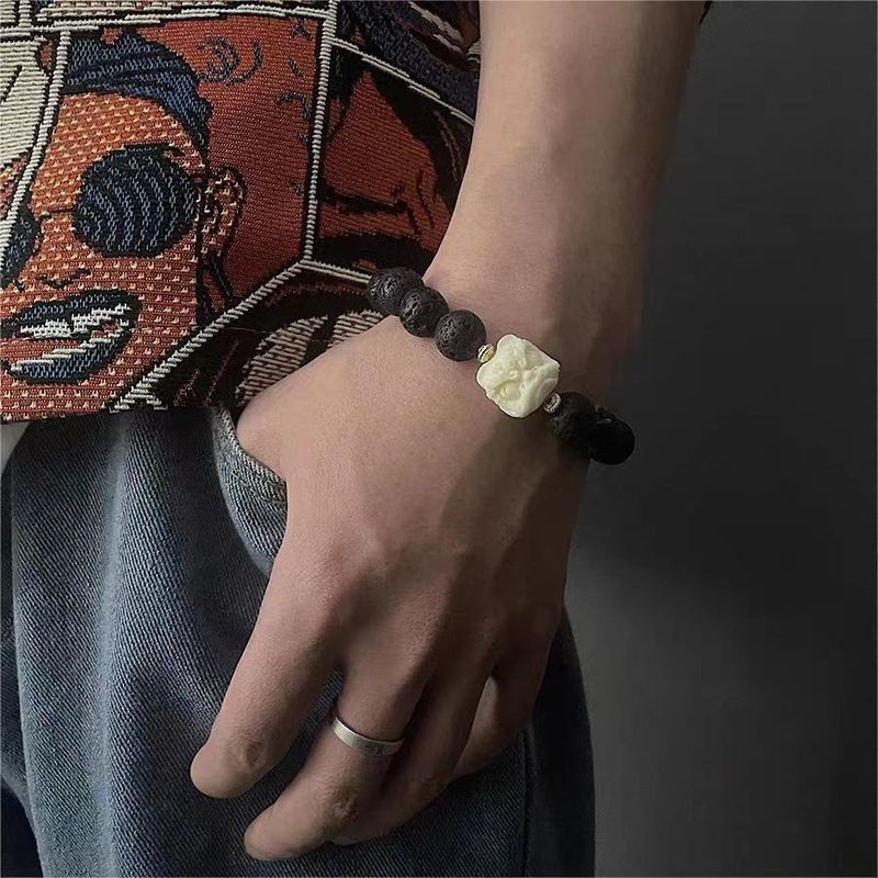 Pánské náramky z vulkanických kamenů, náramky s amuletem pro štěstí, pánské luxusní korálkové náramky s malým lvem, šperky_voghion.com