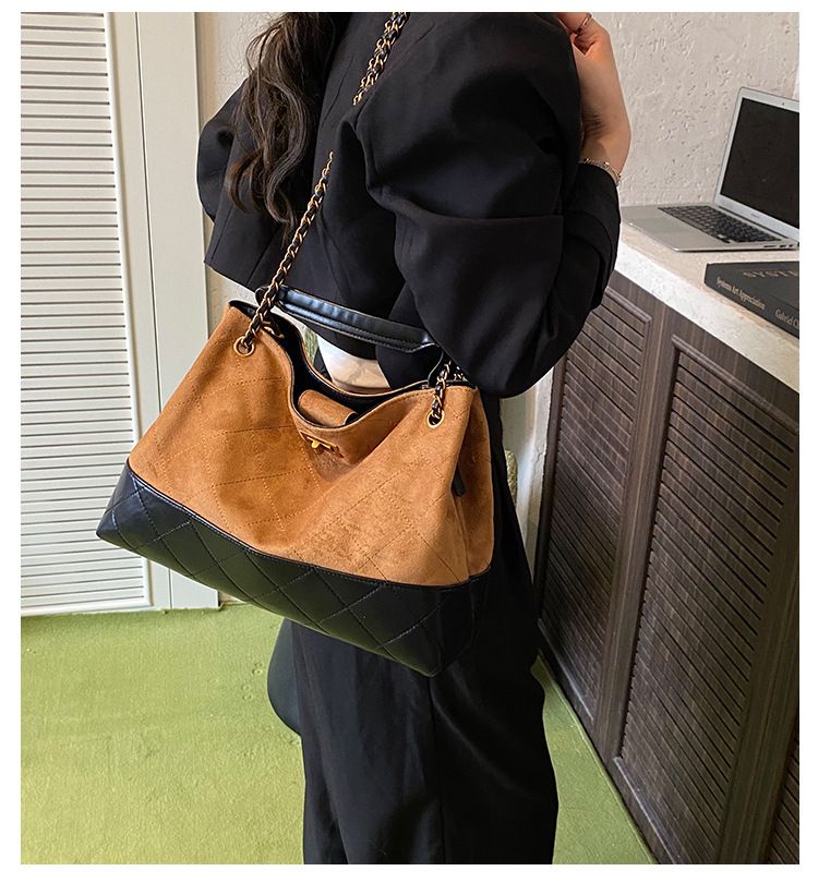 Borsa a tracolla singola trapuntata per donna, modello nuovo 2025 alla moda e semplice, borsa a tracolla minimalista di grande capacità_voghion.com