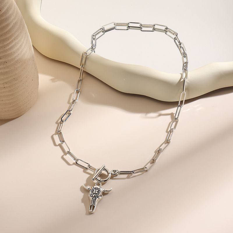 necklace national style bull head cross cowboy Maillard stacking select retro necklace_voghion.com