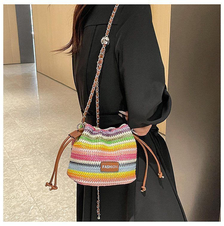 Borsa a secchiello intrecciata arcobaleno per donna_voghion.com