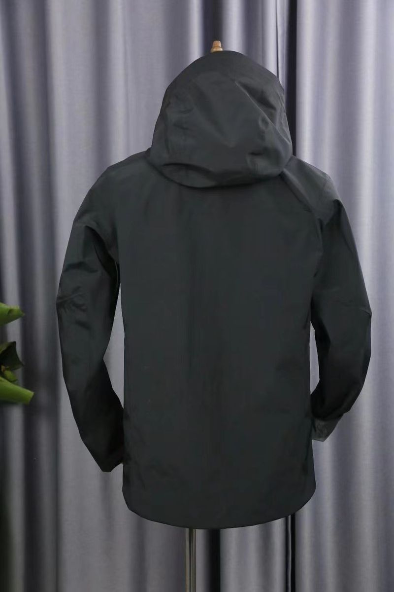 Birdhouse Same Style 6th Generation SV Men Hard Shell Women Windproof Waterproof Couple Outdoor Hiking Light Board_voghion.com