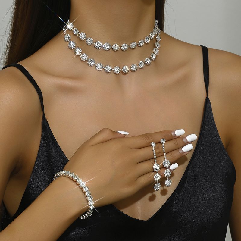 2024 Nuovi ed eleganti gioielli da sposa con collana, orecchini e bracciale in strass a doppio strato di girasole_voghion.com