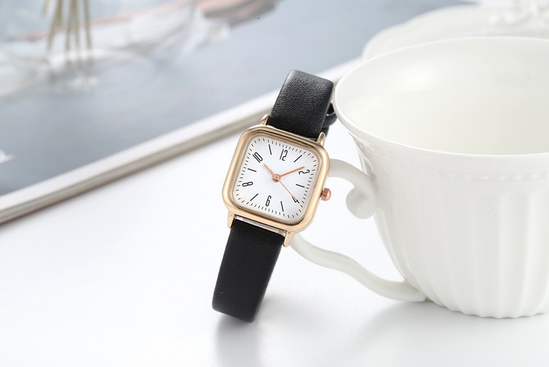 Orologio da donna alla moda, nuovo stile Instagram, serie Sen, moda digitale, minimalista, quadrato, con cintura per studenti, quadrante piccolo_voghion.com