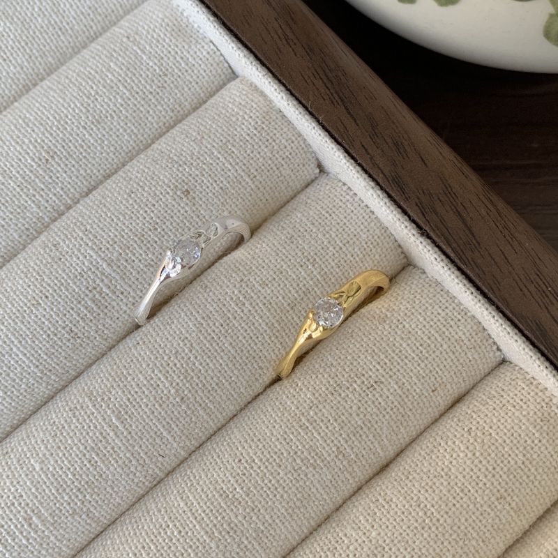 Anello da donna in argento puro Fan Zhiqiao coreano Dongdaemun Ins a forma irregolare con pietra di zircone_voghion.com