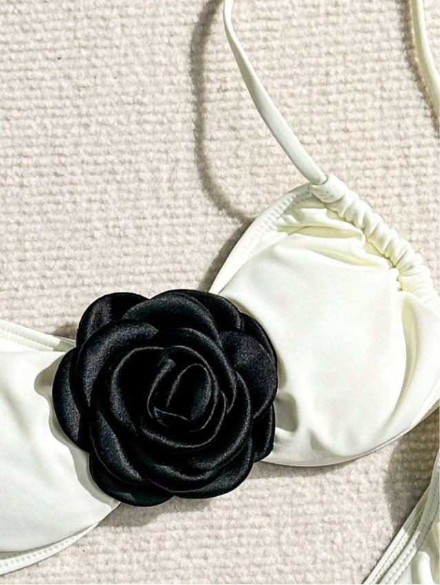 Costume da bagno bikini con fiori tridimensionali alla moda per donna_voghion.com