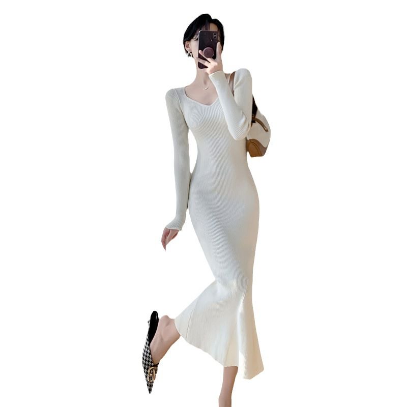Abito aderente in maglia con volant, elegante, stile francese, vestibilità slim, autunno 2025, per donna_voghion.com