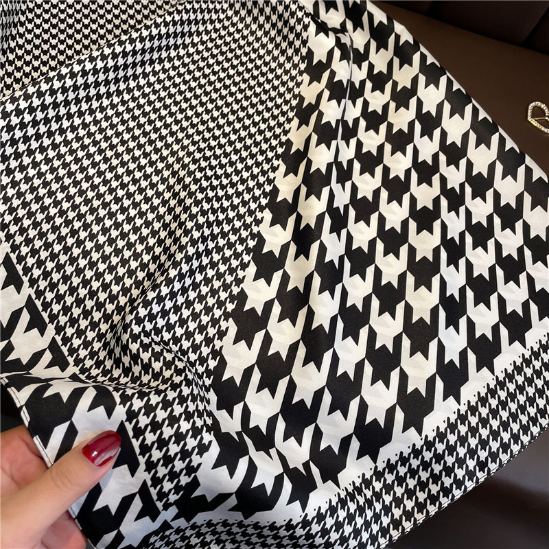 Qianniao Plaid Scarf Twill Silk Large Square Scarf Women's Temperament Shawl 90cm Black and White Professional Scarf_voghion.com