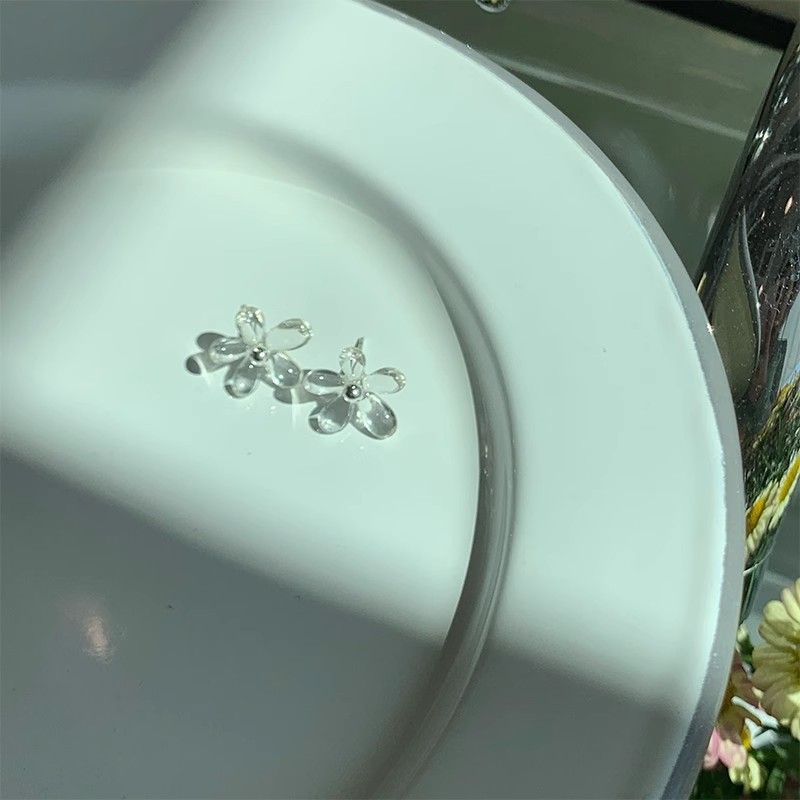 Orecchini a forma di fiore in resina trasparente per donna, design semplice e di nicchia, orecchini versatili e dolci, nuova tendenza estiva_voghion.com