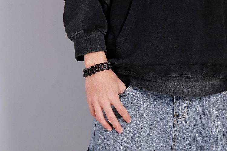Herrenarmband aus Edelstahl im Punk-Stil mit Totenkopf-Design – Gothic-Schmuck aus Titan für ausgefallene Mode, Punk-Persönlichkeit, Totenkopf-Herrenarmband_voghion.com