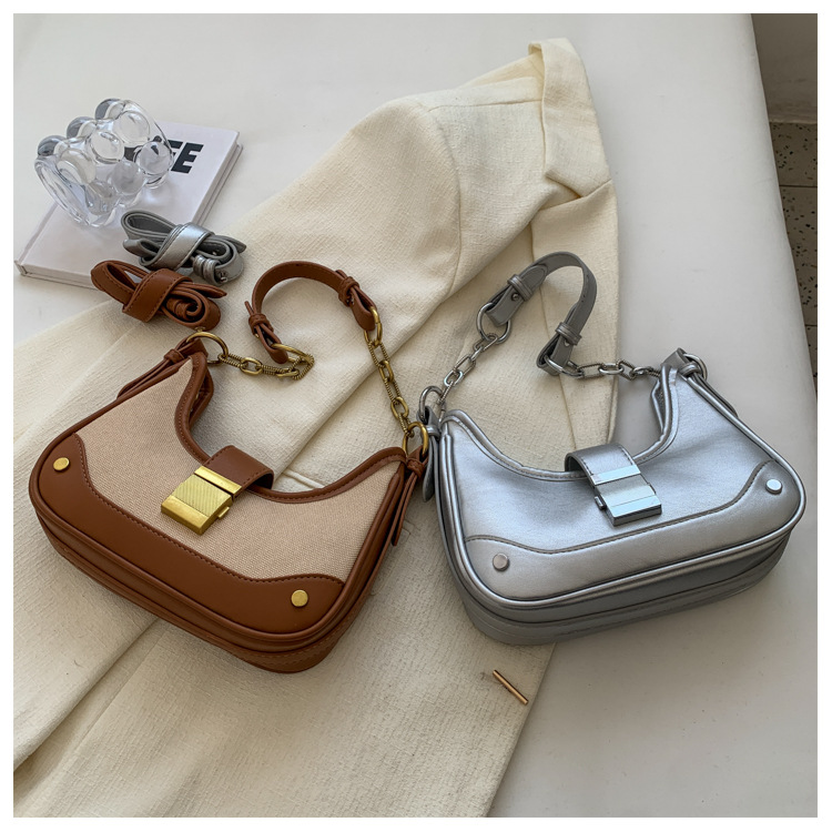 Retro Textur Mode kleine Tasche weiblich 2023 Frühling und Sommer Nischendesign Halbmondtasche lässig Pendeln All-Match Umhängetasche_voghion.com