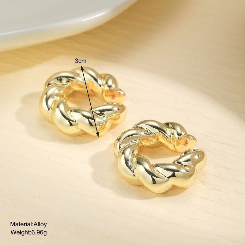 1 paire de manchettes d'oreilles élégantes en alliage de couleur unie avec étoile exagérée_voghion.com