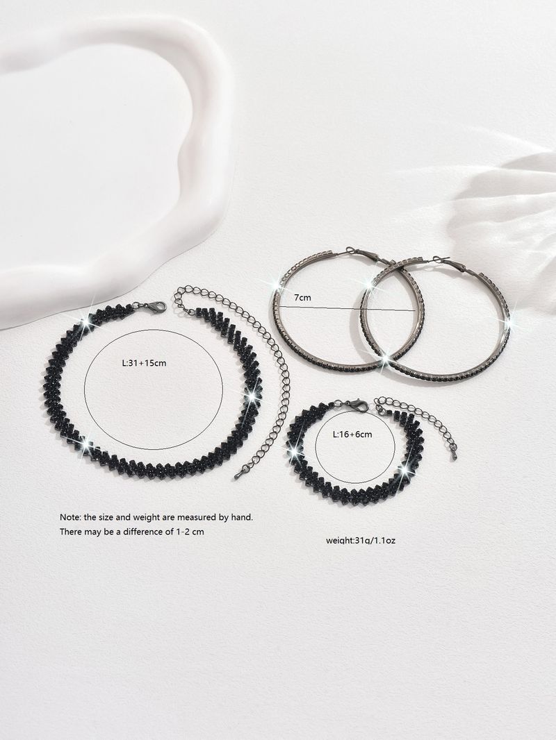 Set di gioielli da donna, collana, collana versatile alla moda e alla moda, dolce girocollo, collana con diamanti, orecchini e bracciale._voghion.com