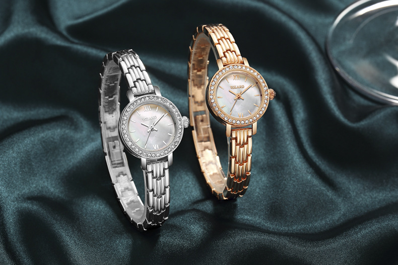 Orologio da polso da donna in oro, piccolo e raffinato, di lusso_voghion.com