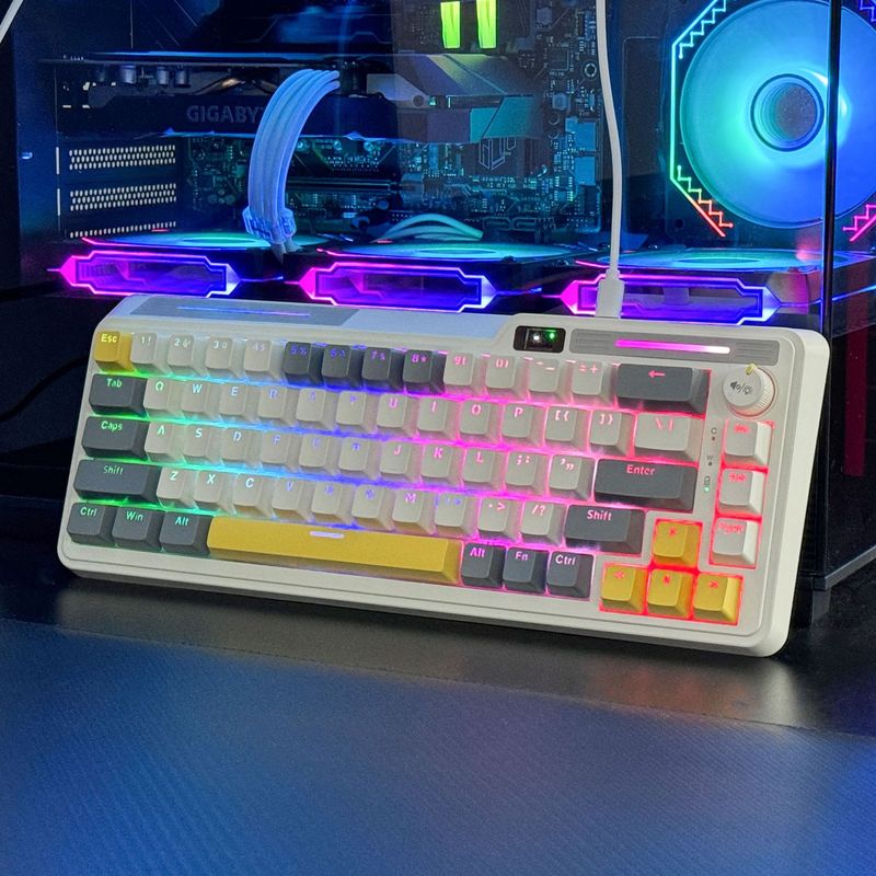 2025 Game Designer Üç Modlu 68/82 Tuşlu Kablosuz Mekanik Klavye Sıcak Değiştirilebilir RGB Ekran Multimedya Düğmesi Özelleştirilmiş Klavye_voghion.com