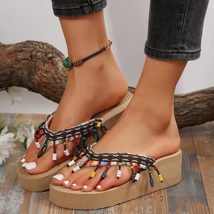 Stylish Fringe Ethnic Style Wedge Heels Beach Shoes_voghion.com