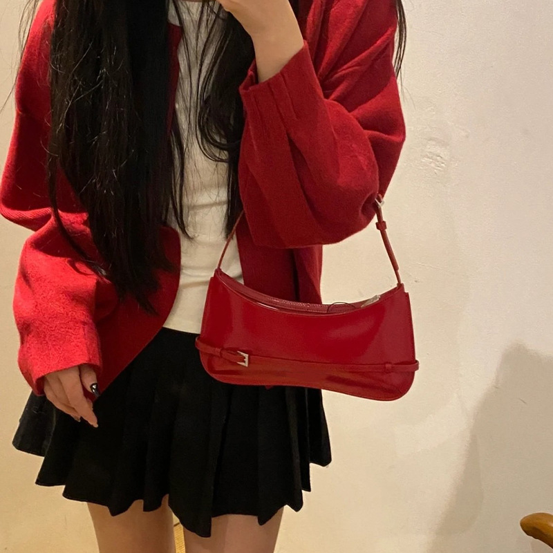 French niche design high-end women's with one shoulder, hand-held underarm cowhide patent leather, red wedding bag,_voghion.com