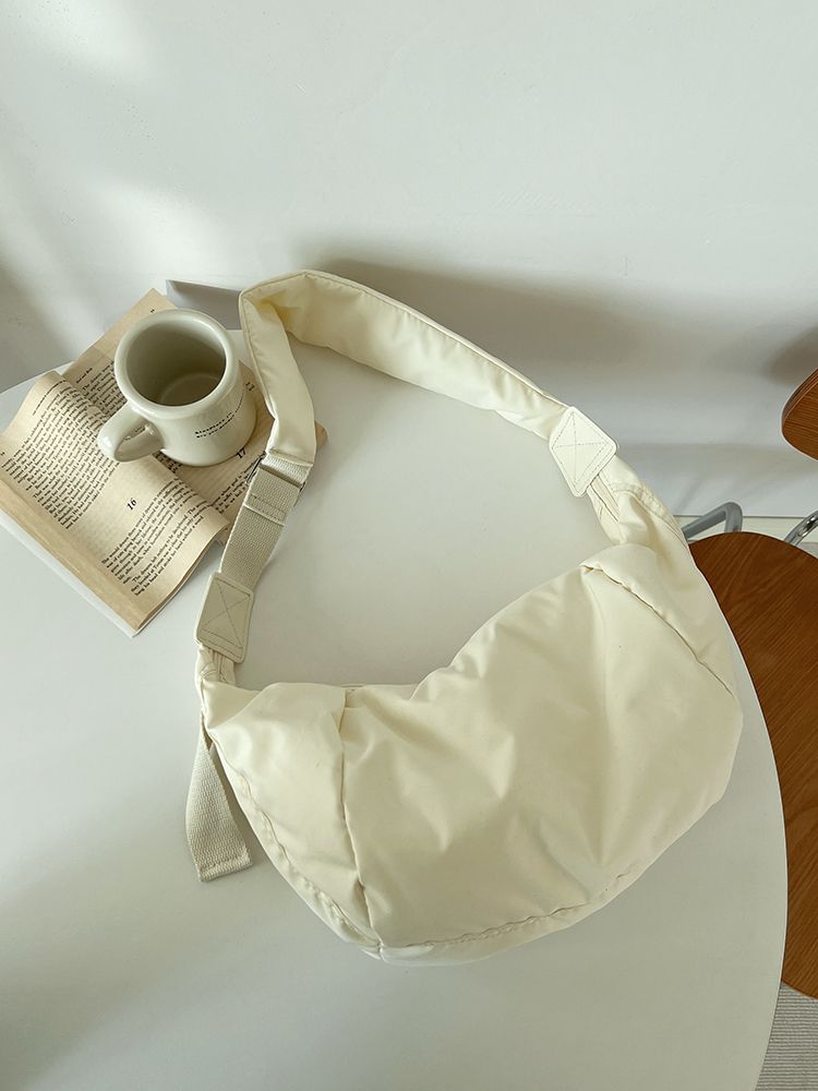 Crossbody für Damen im Herbst Winter 2024, neue Baumwoll-Freizeittasche, Daunenknödel, große Kapazität, einfach und_voghion.com