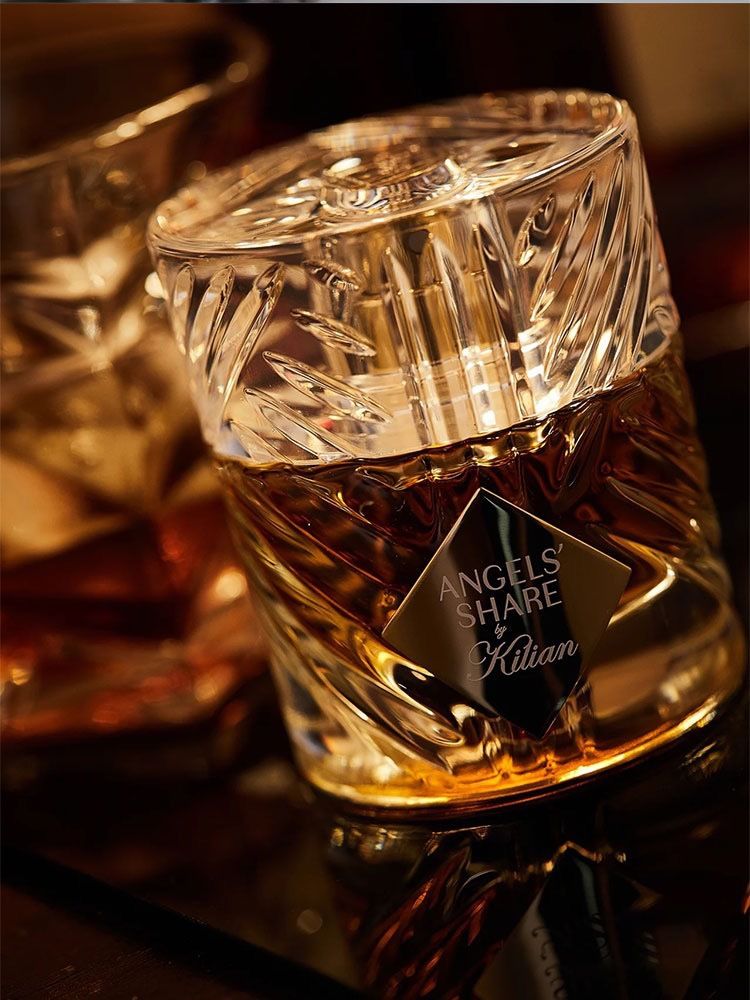 Parfüm Vietnam Kean Buz ve Kar Gülü Kilian Brandy Flaming Absinthe parfüm_voghion.com