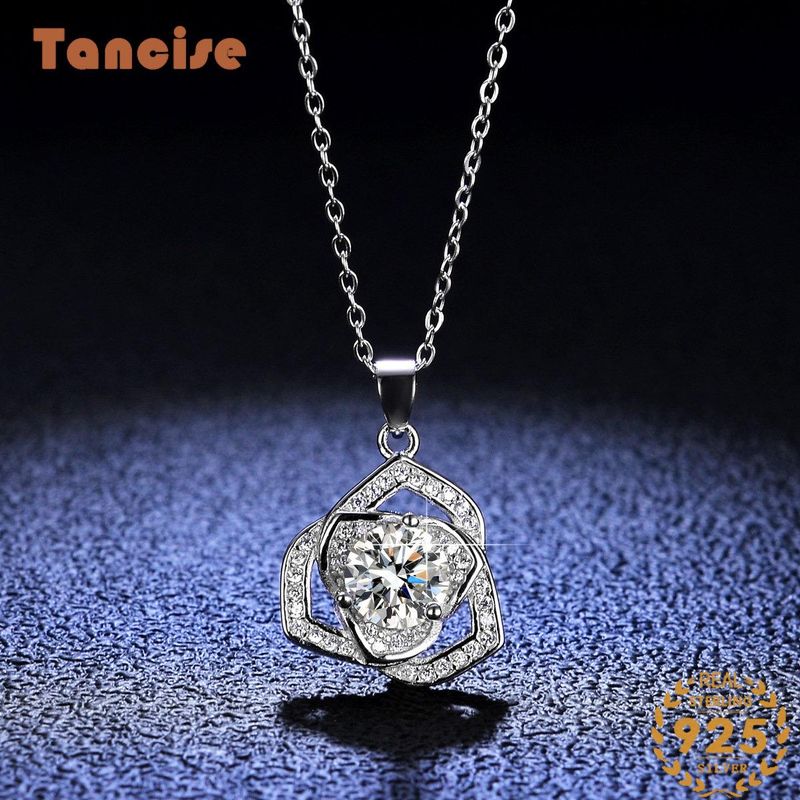 Tancise Luxury Personality Silver Moissanite Pendant Necklace Women's Classic Tide Party Gift_voghion.com