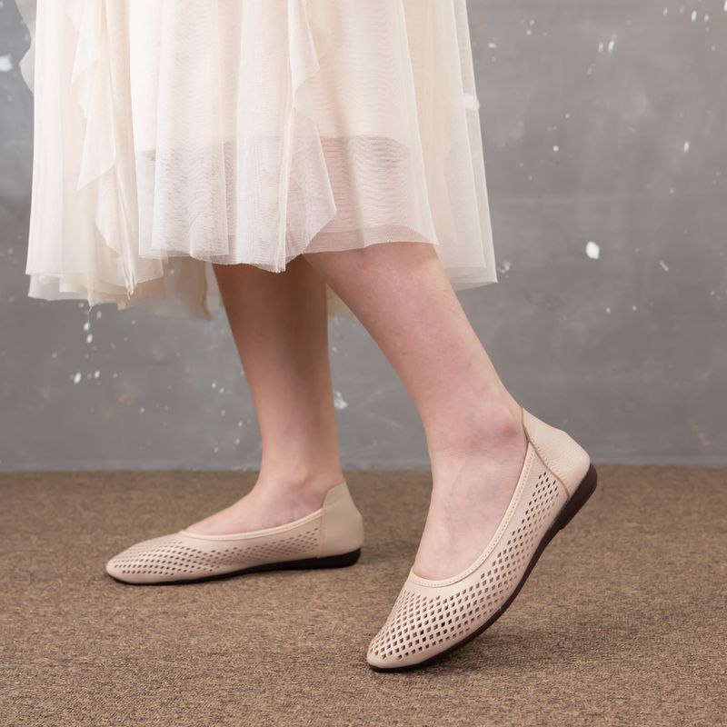 Frühling und Sommer Aushöhlen Echtes Leder Atmungsaktive, rutschfeste, flache Damenschuhe mit bequemer, weicher Deckschicht aus Rindsleder_voghion.com