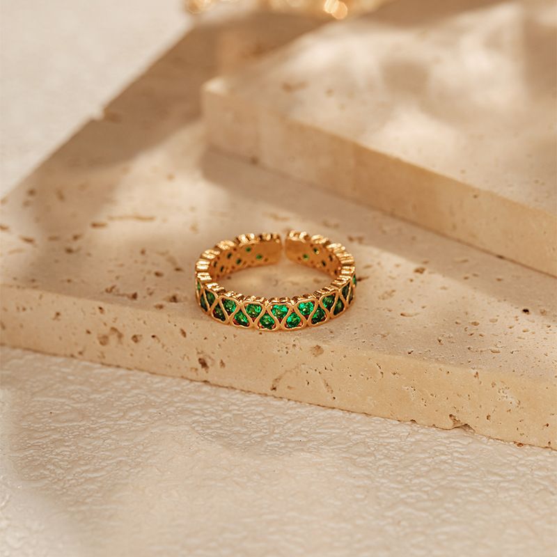 Anello di lusso leggero in zircone, vero oro galvanizzato, colore che preserva la trama del metallo, anello retrò francese, temperamento attivo, anello turchese_voghion.com