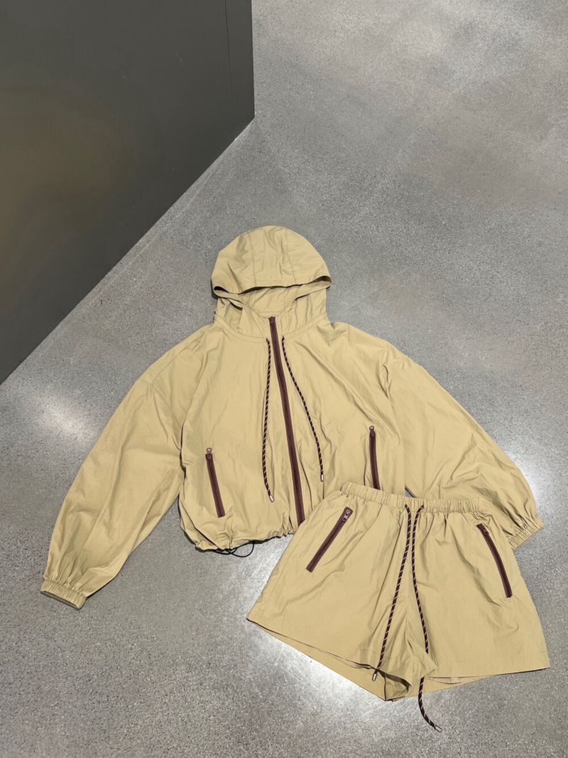 Ensemble deux pièces de style européen pour l'été 2024, veste légère ample et short de protection solaire, tenue de sport décontractée pour_voghion.com