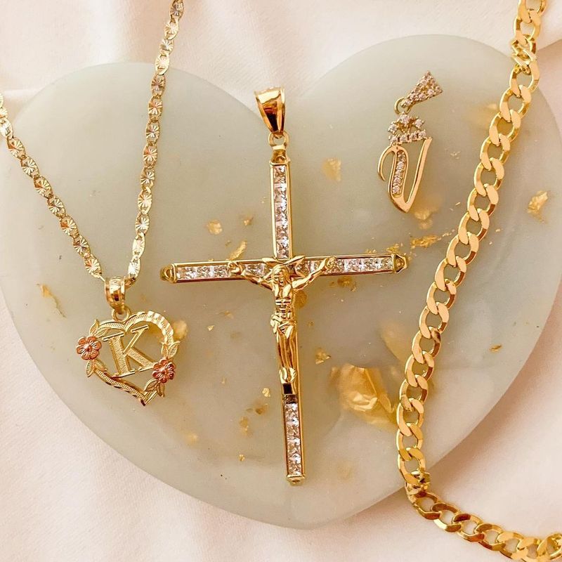 2025 New Arrivals GOLD PLATED CUSTOMIZED HEART FLOWER INITIAL LETTER PENDANT WITH FIGARO CHAIN 24" 4MM Name Necklace Heart Valentines Day_voghion.com