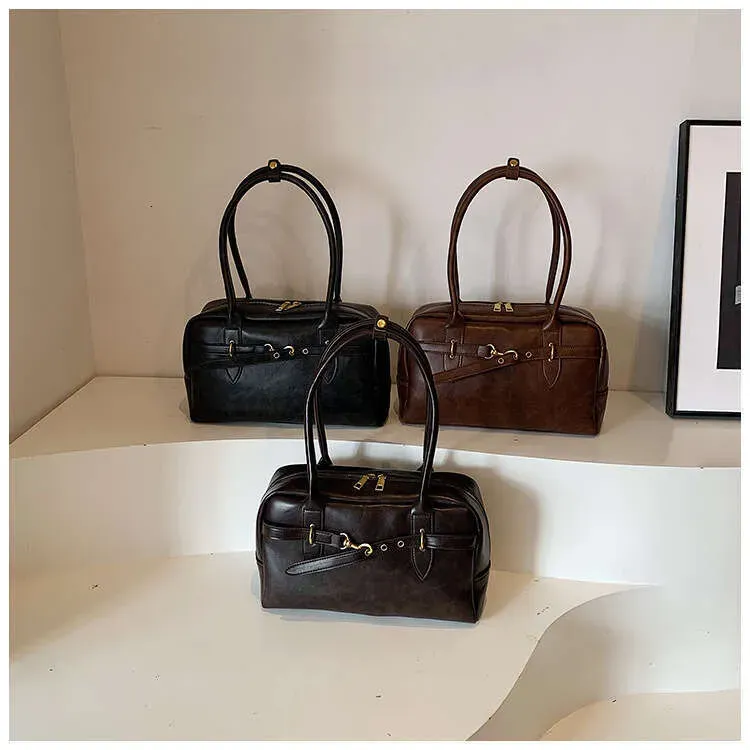 Large Capacity Underarm Women's Spring Summer Shoulder Handheld Commuter Boston Pillow Bag_voghion.com