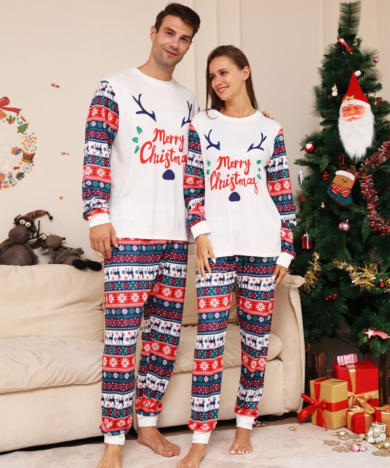 Set per la famiglia di Natale con pupazzo di neve, fiore e fulvo, alfabeto. Set per la famiglia di Natale, stampato, per il sonno_voghion.com