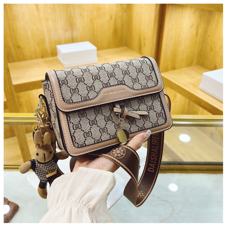 Borsa da donna a tracolla versatile di alta qualità autunno/inverno 2024 nuova moda a tracolla piccola quadrata alla moda Instagram_voghion.com