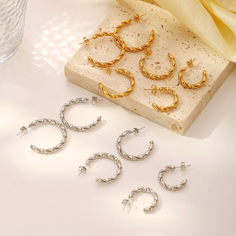 Cross-border hot earrings fashion stainless steel earrings trend simple twisted round ladies earrings jewelry wholesale_voghion.com