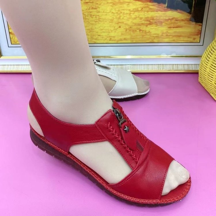 2023 Summer New Mother Sandals Women's Flat Soft Leather Soft Bottom Middle-aged flat middle-aged and elderly comfortable shoes_voghion.com