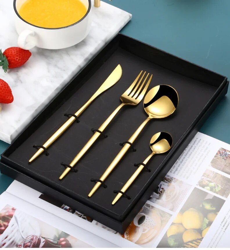 Coltello, forchetta, cucchiaio in acciaio inossidabile Stoviglie da 4 pezzi, cucchiaini da caffè in stile europeo portoghese e occidentale, creativi_voghion.com