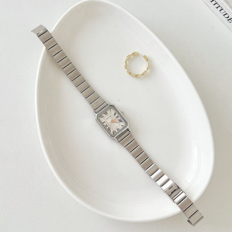 Women's Steel Band Chain High Appearance Student Cool Style French Niche Light Elegant Small Square Dial Watch_voghion.com