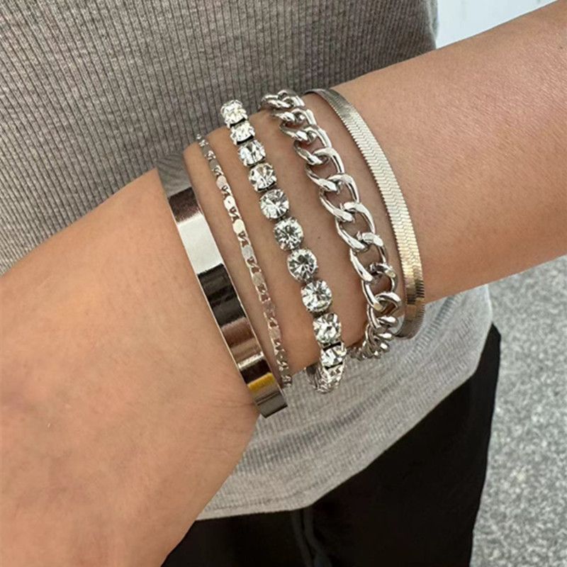 Braccialetto geometrico personalizzato con strass, semplice gioiello fatto a mano, accessori di moda_voghion.com
