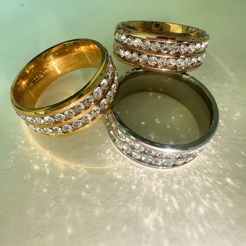 Luxuriöse Herrenuhr mit Diamanten, Legierungsarmband, Strass-Zifferblatt, Quarzwerk, wasserdicht, modisches Geschenk für die Freizeit_voghion.com