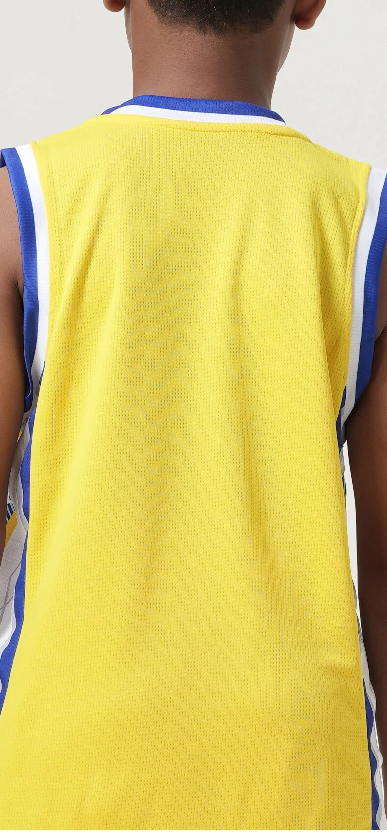 Mundury dziecięce Niestandardowe 100% siatka poliestrowa Oddychająca koszulka chłopięca Szybkoschnące koszulki do koszykówki 2302_voghion.com