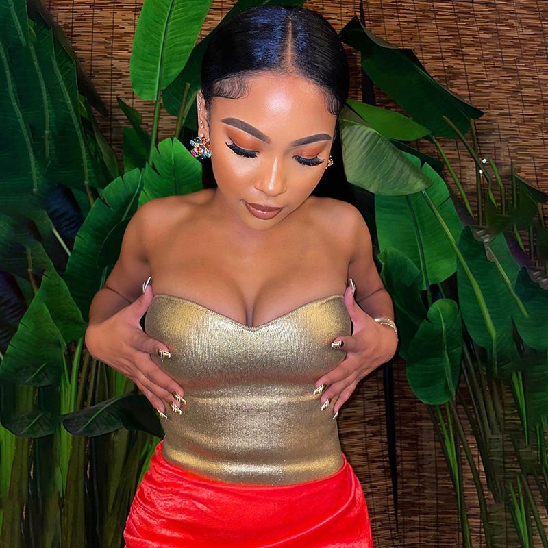 Vestito da festa beige in denim, aderente, largo, corto, con perline, a V, lungo, mini, autunno, con bottoni, cerniera, comodo e traspirante._voghion.com