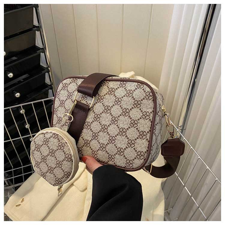 2024 Women's Simple And Fashionable Retro Handbag, Spring/Summer New Style, Western Style Combination Bag, One Shoulder Crossbody Bag_voghion.com