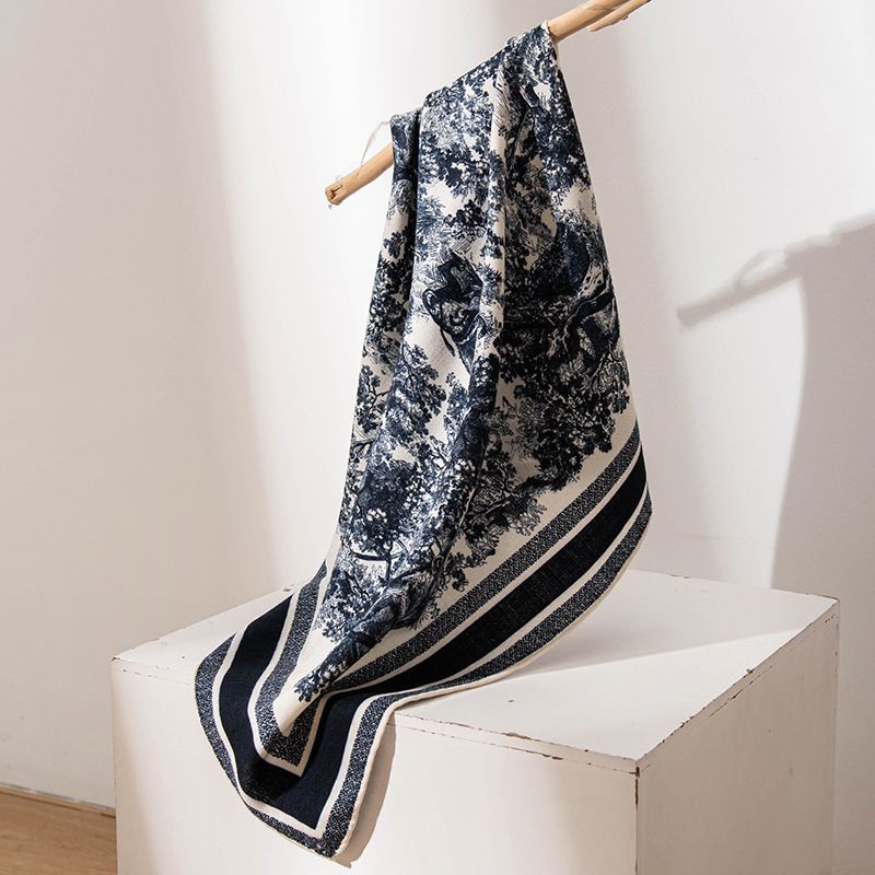 Animal World Wolle Maulbeerseide Herbst Winter Warmer und eleganter quadratischer Damenschal_voghion.com