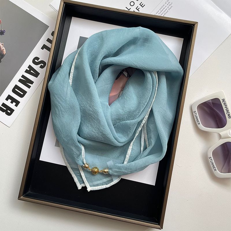 Fortschrittlicher Damen-Schal aus einfarbigem Tencel mit französischem Anhänger, kleinem duftendem Magnetknopf, 70 Quadraten, dünner Gaze_voghion.com