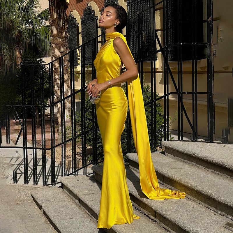 Trendy Open-Back Maxi Dress With Flowing Sash – Sexy High-Waist Bodycon Dress (Rose/White/Blue/Yellow/Black/Burgundy/Brown/Khaki/Purple/Red/Teal)_voghion.com