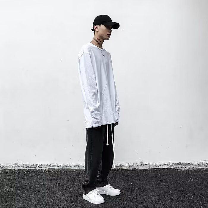 Lose High Street Marke Layered Solid Color Inner Wear Distressed Base Shirt Trendy Langarm T-Shirt für Männer Internet_voghion.com