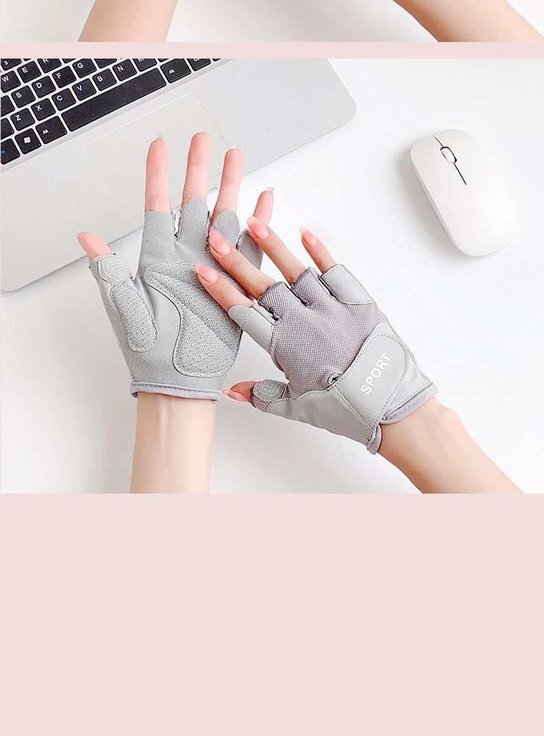 Fitness Kvinnor Halvfingerhandskar Anti-kokong Utomhusridning Halkskydd Slitage Klättring Sportutrustning Vikt Järn Hopprep Horisontell stång_voghion.com