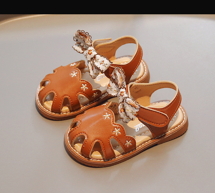 Mädchen Sandalen Prinzessin Baotou 2023 Sommer Neue aushöhlen Chinesischen Stil Gestickte Weiche Sohle Mode Koreanische Ausgabe_voghion.com